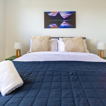Conveniently Located 2Br Townhouse In West Akl Daire Auckland Dış mekan fotoğraf